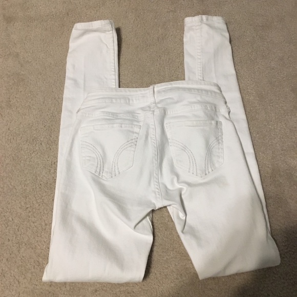 White hollister super skinny jeans - Picture 3 of 5